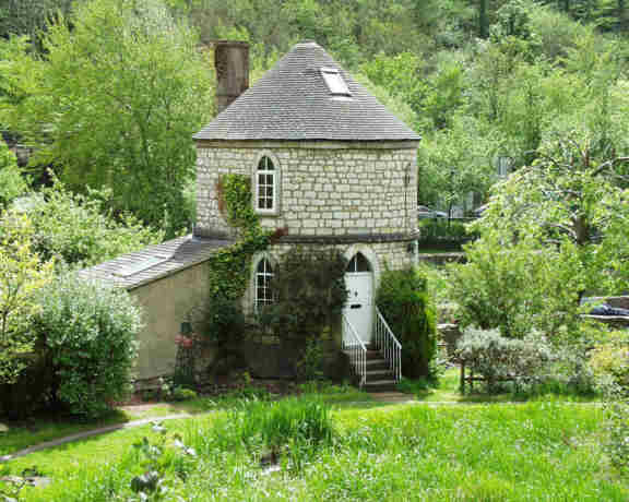 Chalford Roundhouse 2002