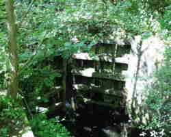 Eysey Lock in water - T&S Canal] 